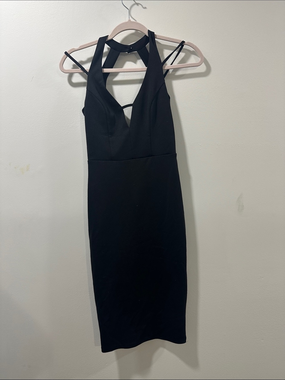 Black Strappy Halter Bodycon Dress
